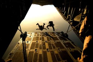 parachute-skydiving-parachuting-jumping-38447